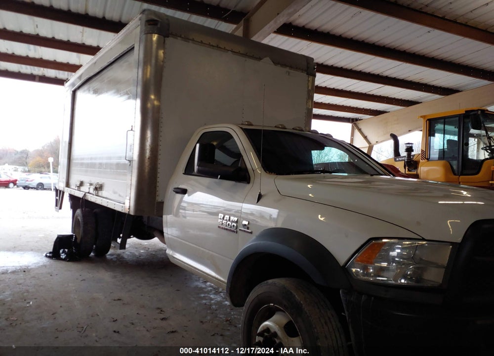 2013 RAM 5500 CHASSIS TRADESMAN/SLT VIN: 3C7WRMDL2DG588256