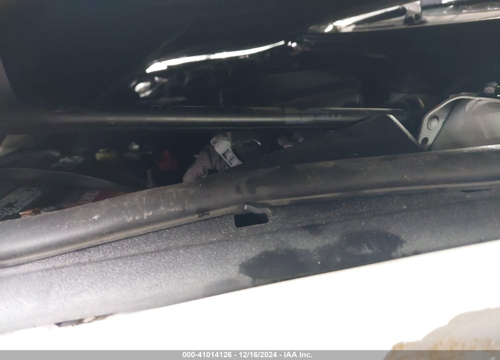 2015 TOYOTA CAMRY SE VIN: 4T1BF1FKXFU919264