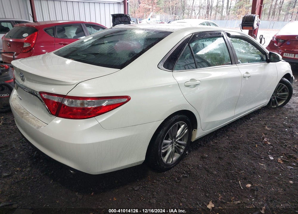 2015 TOYOTA CAMRY SE VIN: 4T1BF1FKXFU919264