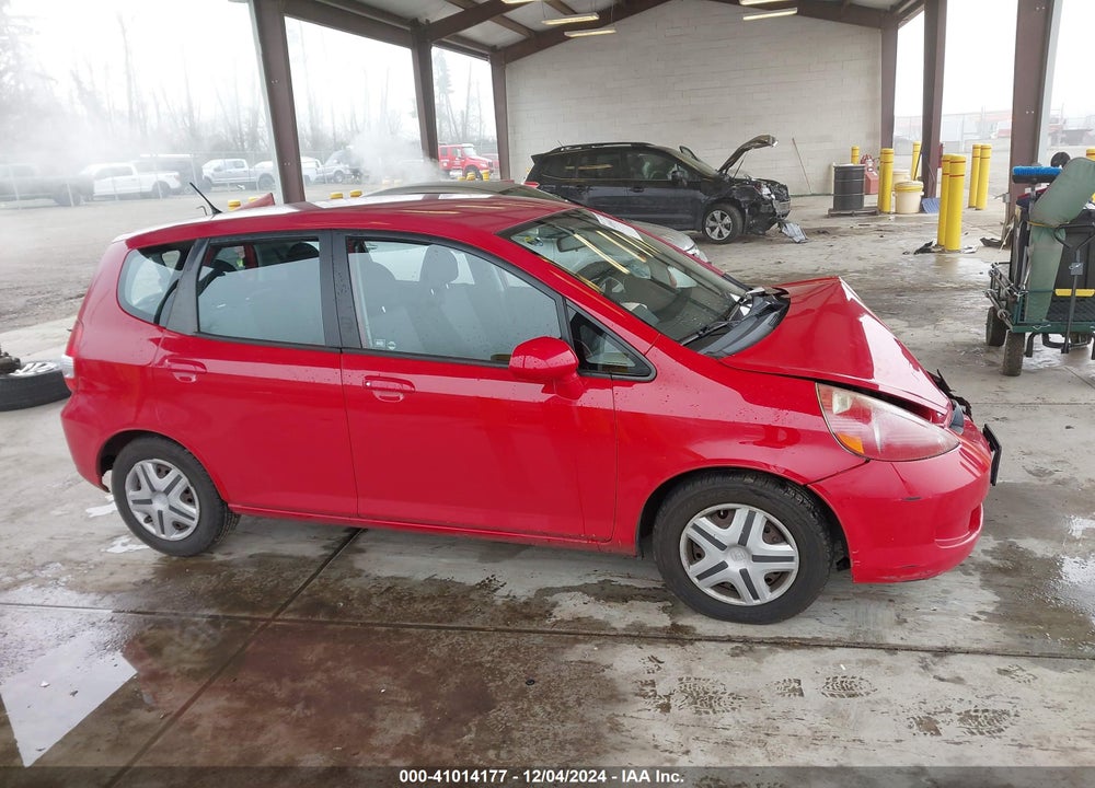 2008 HONDA FIT VIN: JHMGD38438S000214