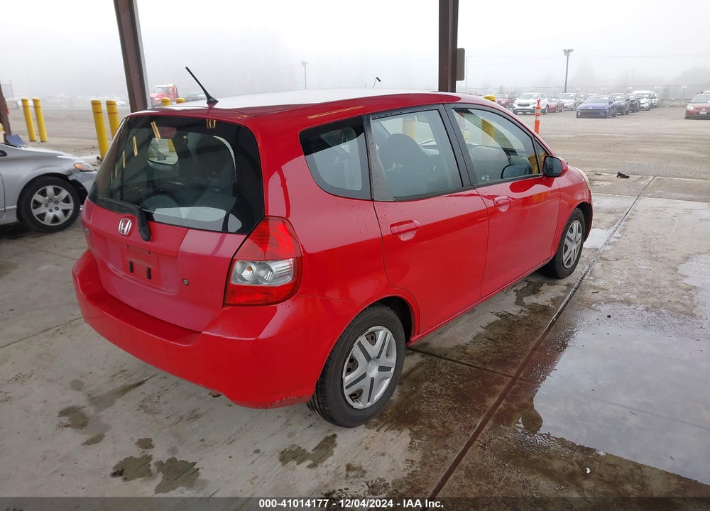2008 HONDA FIT VIN: JHMGD38438S000214