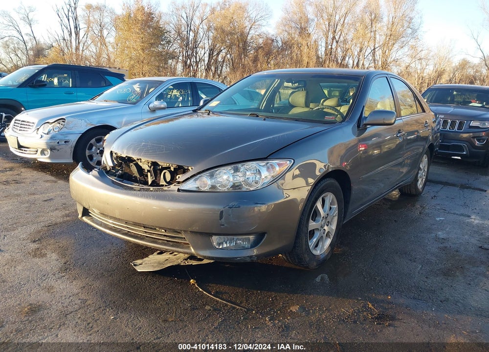 2005 TOYOTA CAMRY XLE V6 VIN: 4T1BF32K25U592097