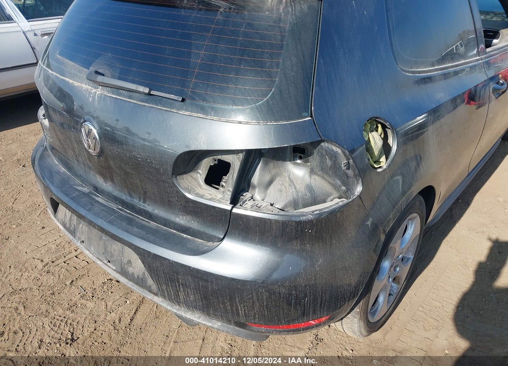 2010 VOLKSWAGEN GTI VIN: WVWFD7AJ5AW279040