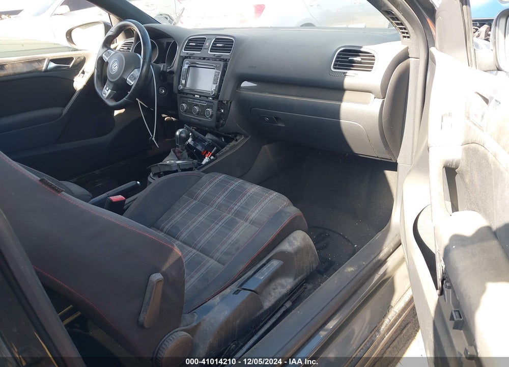 2010 VOLKSWAGEN GTI VIN: WVWFD7AJ5AW279040