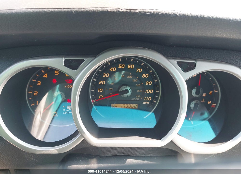 2005 TOYOTA 4RUNNER LIMITED V8 VIN: JTEBT17R158023754