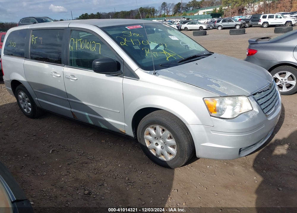 2009 CHRYSLER TOWN & COUNTRY LX VIN: 2A8HR44E89R527348