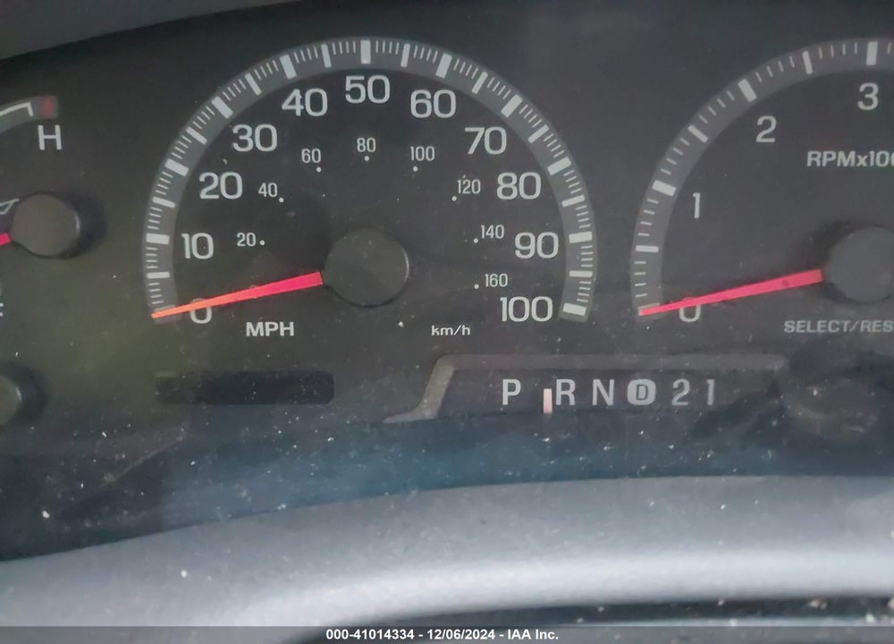 1999 FORD EXPEDITION EDDIE BAUER/XLT VIN: 1FMPU18L1XLA57805