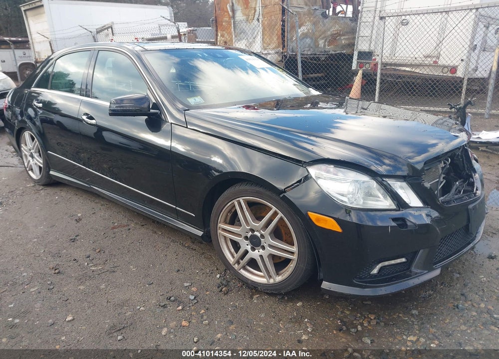 2010 MERCEDES-BENZ E 550 4MATIC VIN: WDDHF9AB4AA176377