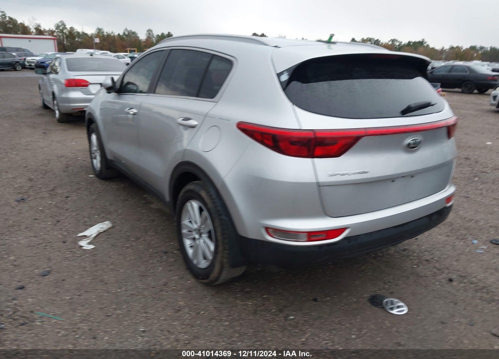 2017 KIA SPORTAGE LX VIN: KNDPMCAC2H7168755