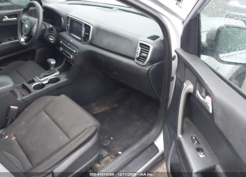 2017 KIA SPORTAGE LX VIN: KNDPMCAC2H7168755