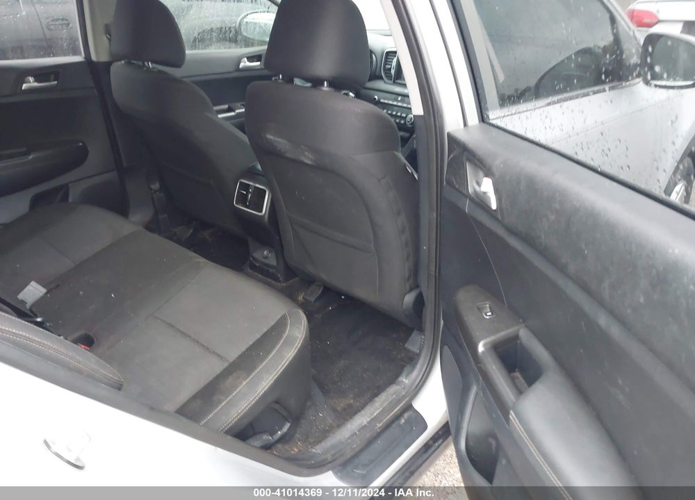 2017 KIA SPORTAGE LX VIN: KNDPMCAC2H7168755