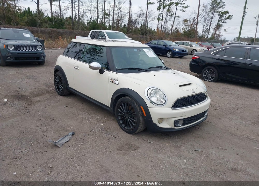 2013 MINI HARDTOP COOPER S VIN: WMWSV3C55DTY29943