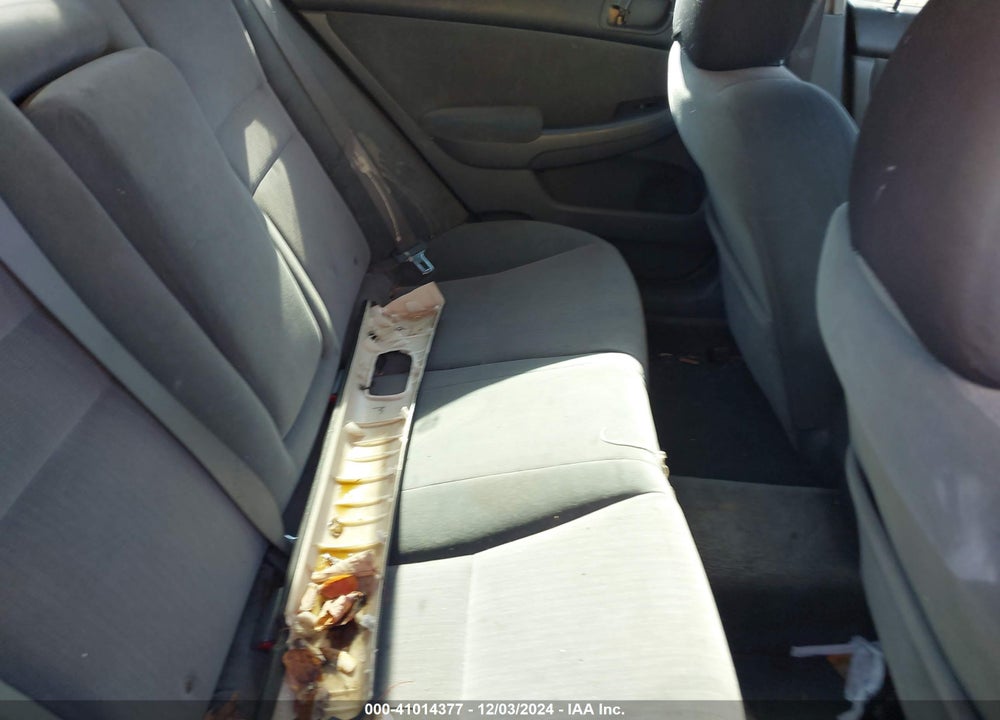 2003 HONDA ACCORD 2.4 LX VIN: 1HGCM56393A010302