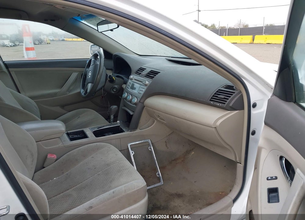 2009 TOYOTA CAMRY LE VIN: 4T4BE46K39R138116