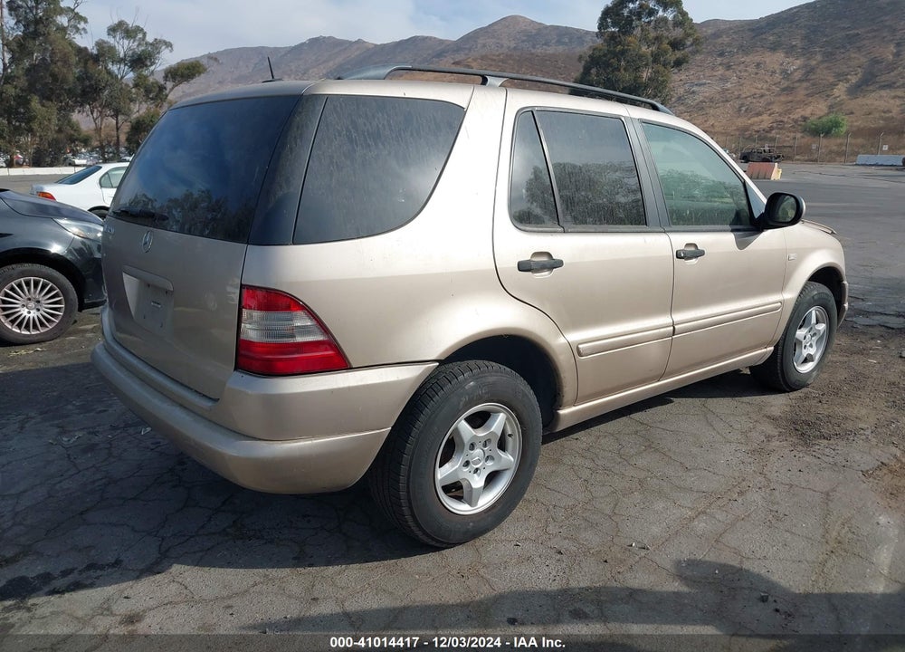 2001 MERCEDES-BENZ ML 320 VIN: 4JGAB54E61A286686