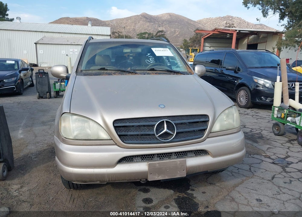 2001 MERCEDES-BENZ ML 320 VIN: 4JGAB54E61A286686