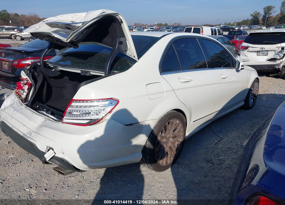 2012 MERCEDES-BENZ C VIN: WDDGF8BB1CR227875