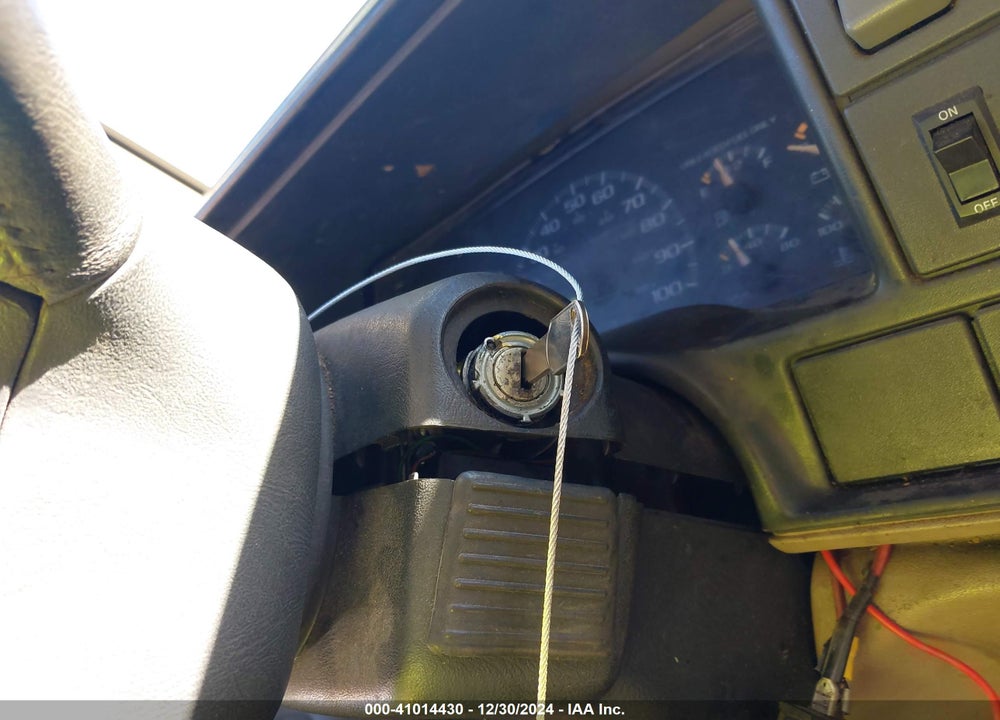 1996 GMC SIERRA K2500 VIN: 1GTGK29R4TE551433