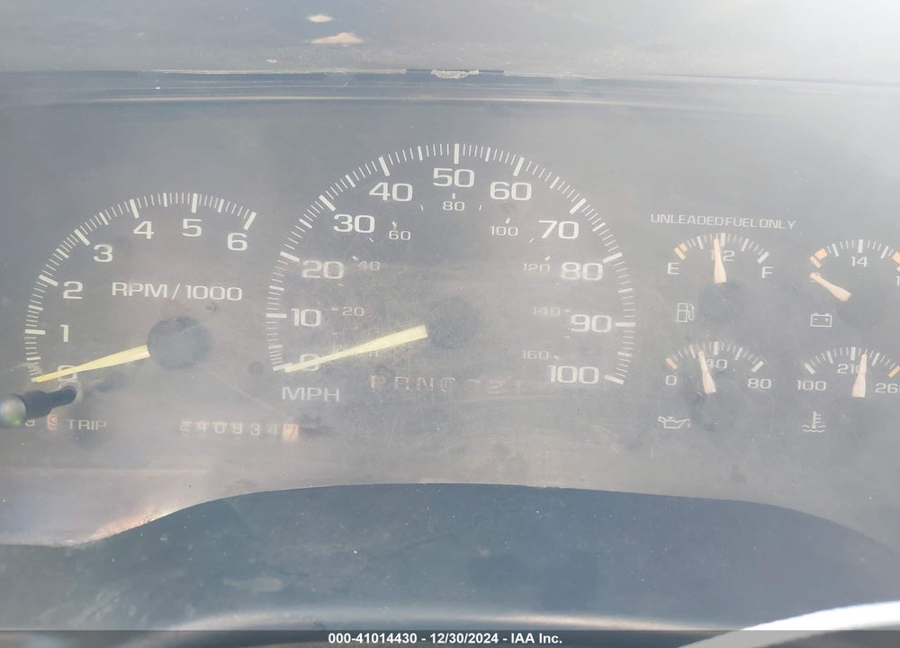 1996 GMC SIERRA K2500 VIN: 1GTGK29R4TE551433