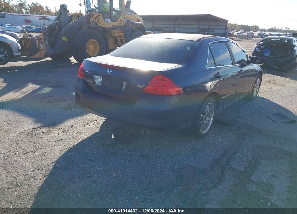 2006 HONDA ACCORD 2.4 SE VIN: 1HGCM56346A108352