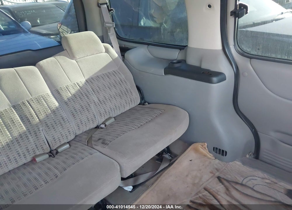 2004 CHEVROLET VENTURE LS VIN: 1GNDX03E74D124289