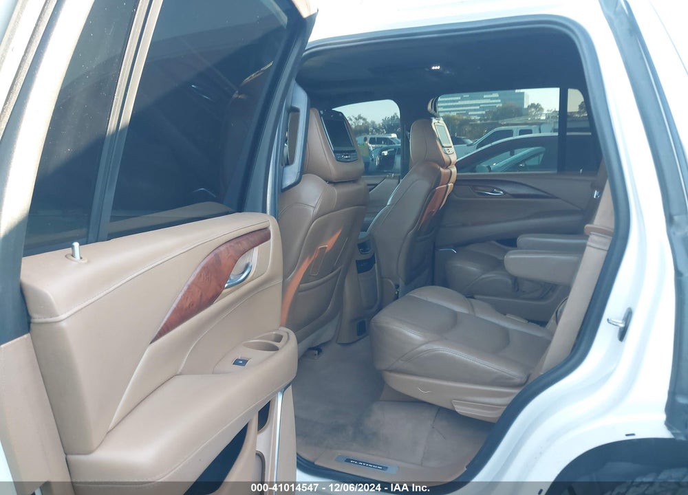 2017 CADILLAC ESCALADE PLATINUM VIN: 1GYS4DKJ5HR200433