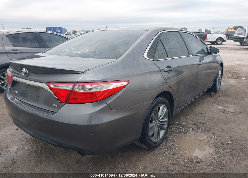 2015 TOYOTA CAMRY SE VIN: 4T1BF1FK9FU065223