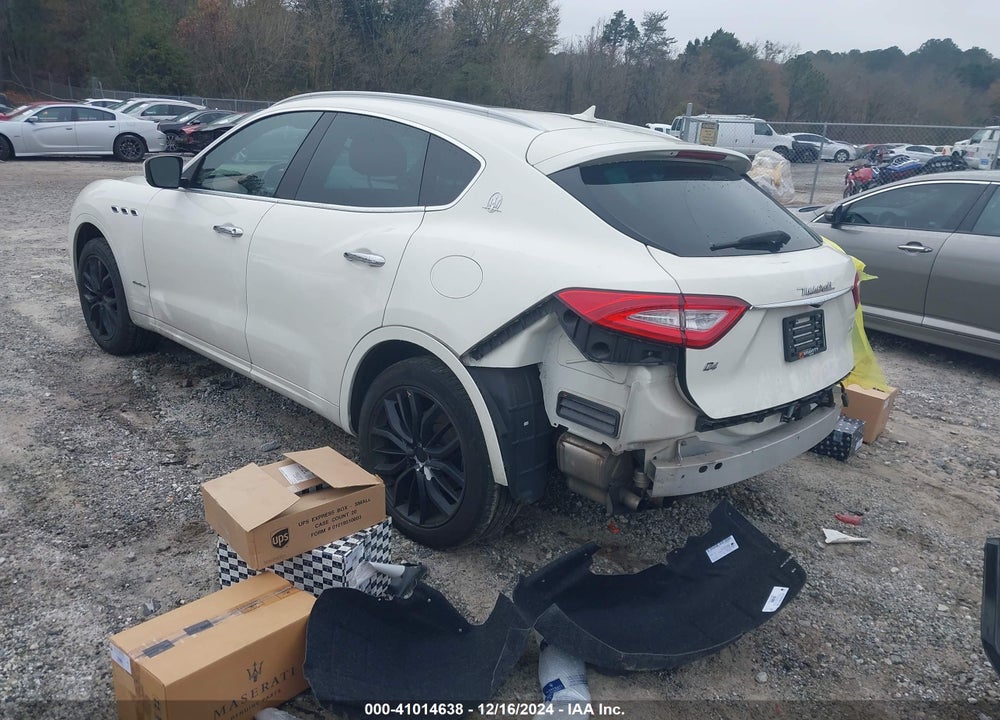 2019 MASERATI LEVANTE VIN: ZN661XULXKX318172