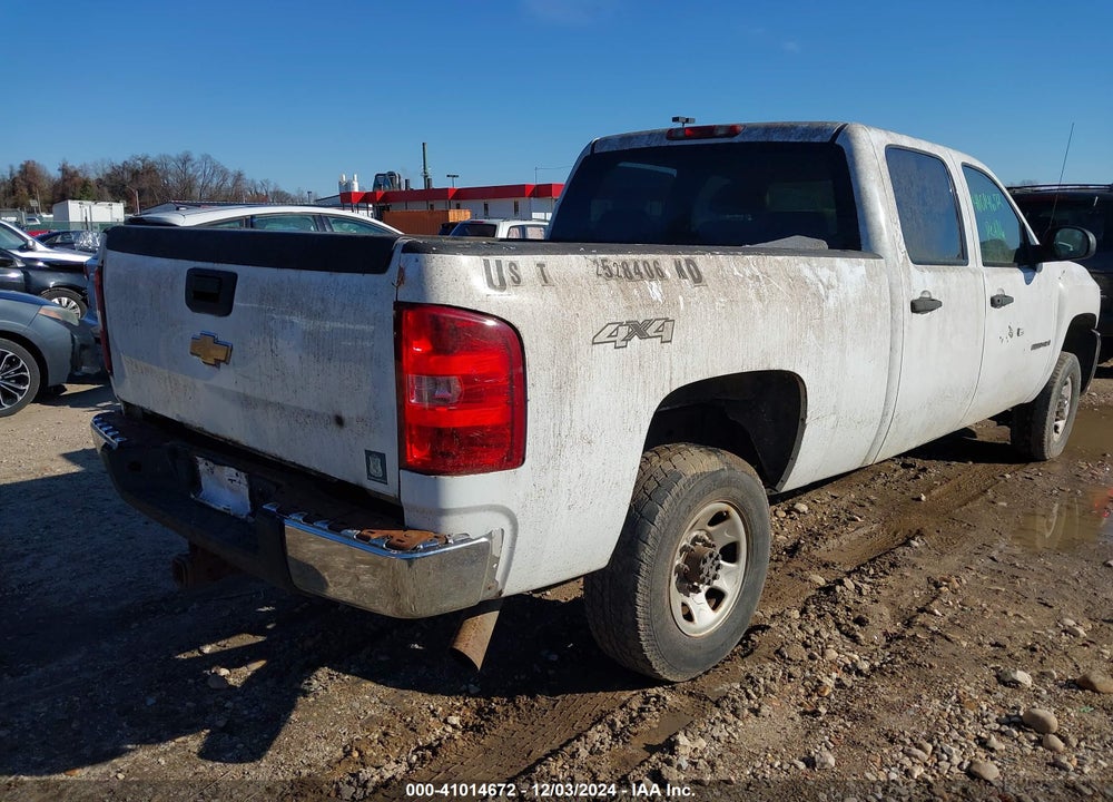 2009 CHEVROLET SILVERADO 2500HD WORK TRUCK VIN: 1GCHK43K19F140912