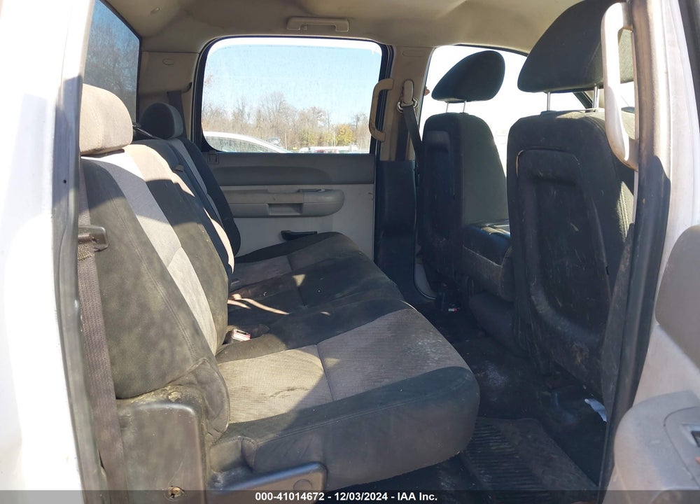 2009 CHEVROLET SILVERADO 2500HD WORK TRUCK VIN: 1GCHK43K19F140912