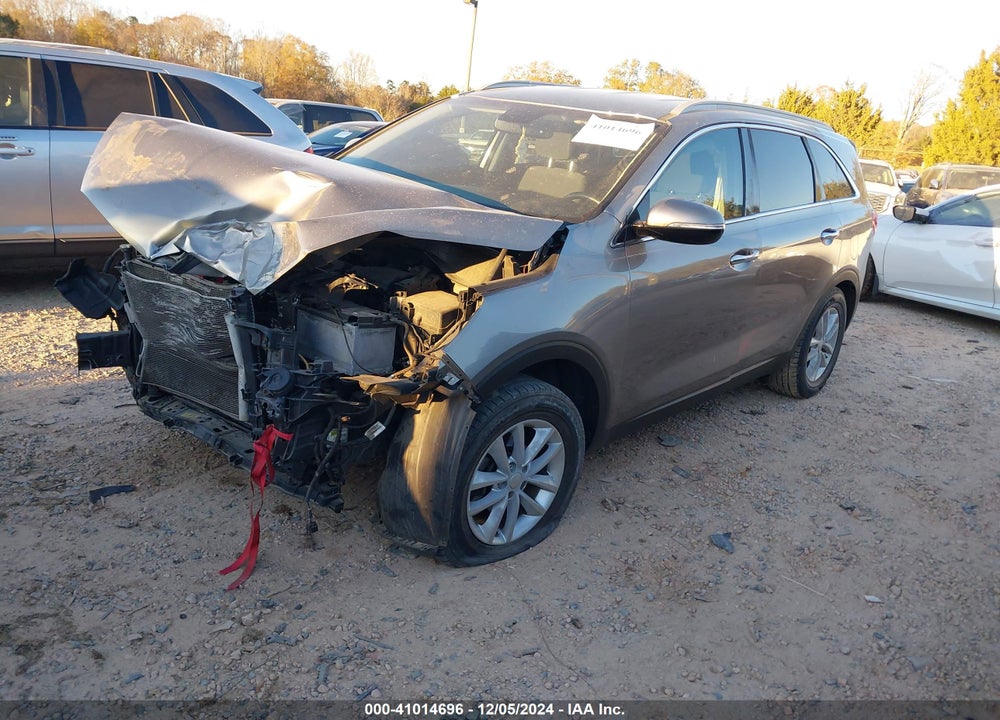 2016 KIA SORENTO 2.4L LX VIN: 5XYPG4A38GG170038