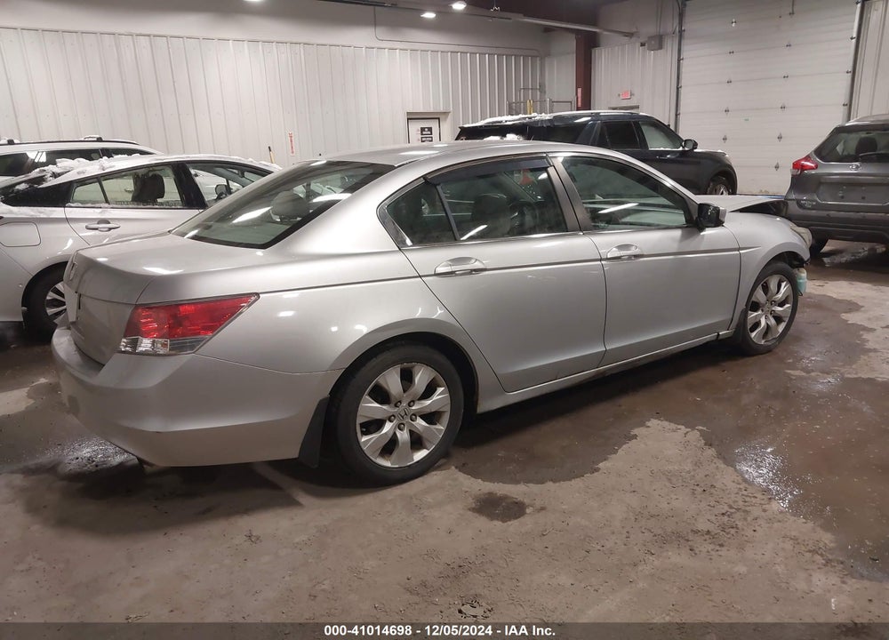 2010 HONDA ACCORD 2.4 LX-P VIN: 1HGCP2F40AA018784