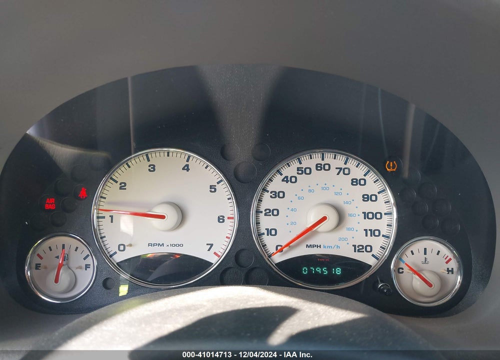 2004 JEEP LIBERTY RENEGADE VIN: 1J8GK38K34W273669