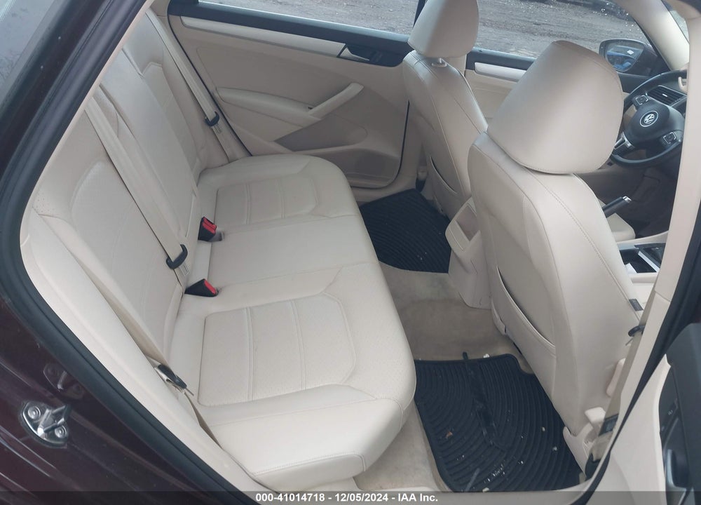 2012 VOLKSWAGEN PASSAT 2.5L SE VIN: 1VWBP7A32CC089415