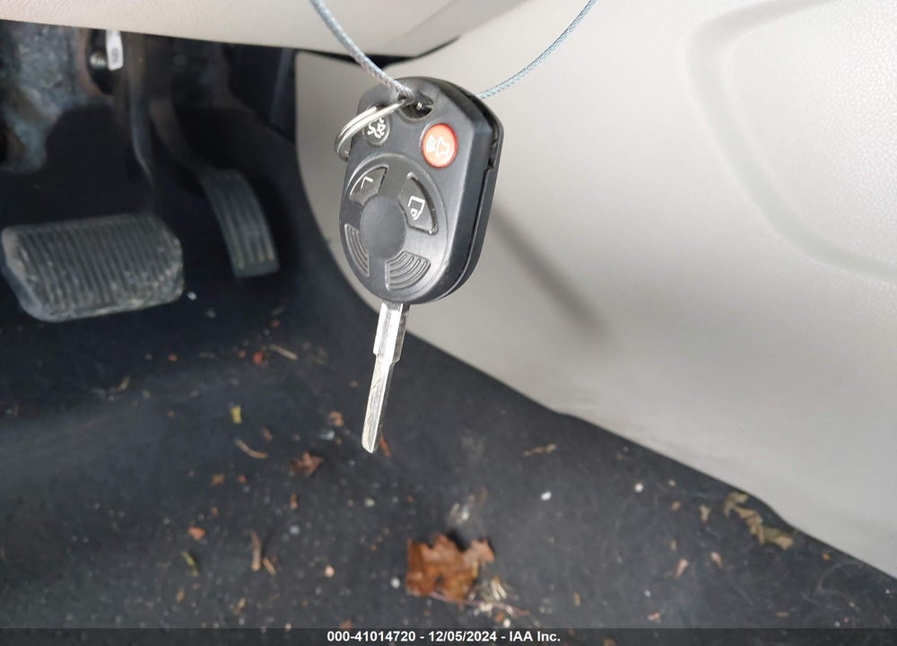 2014 FORD FOCUS SE VIN: 1FADP3F29EL244474