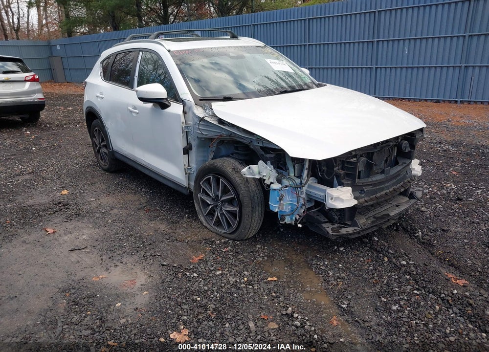 2018 MAZDA CX-5 TOURING VIN: JM3KFBCM2J0475353