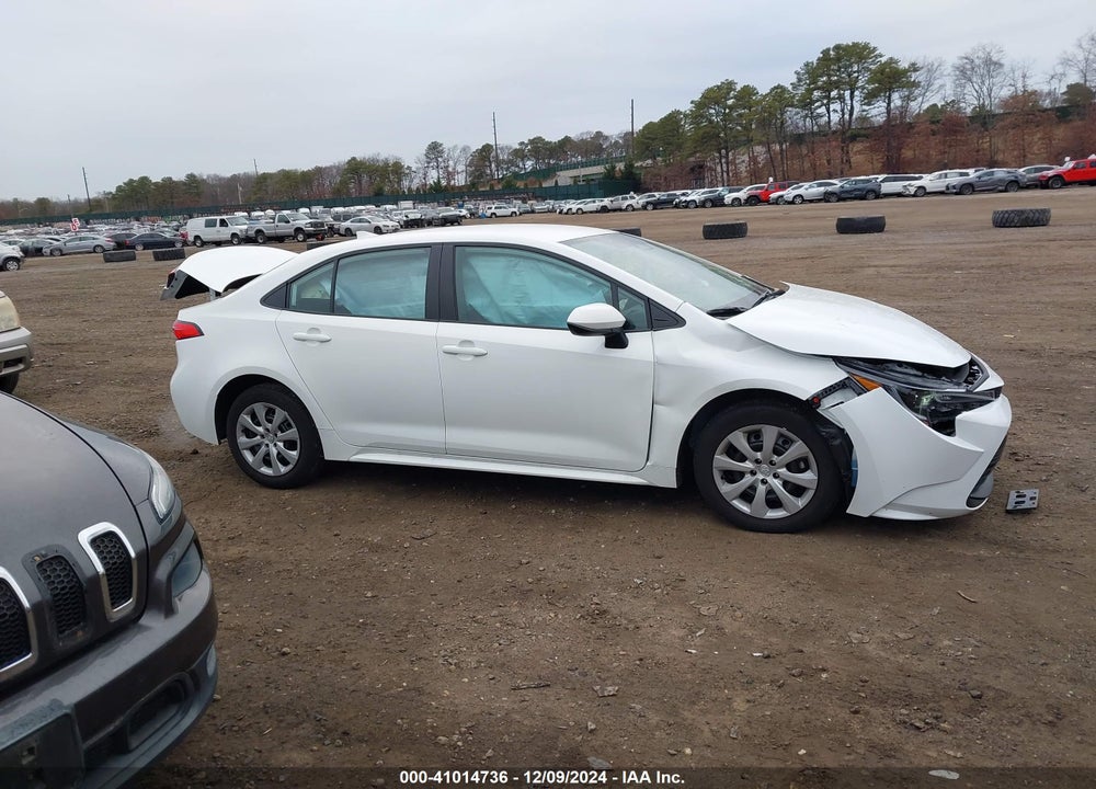 2024 TOYOTA COROLLA LE VIN: 5YFB4MDE8RP214036