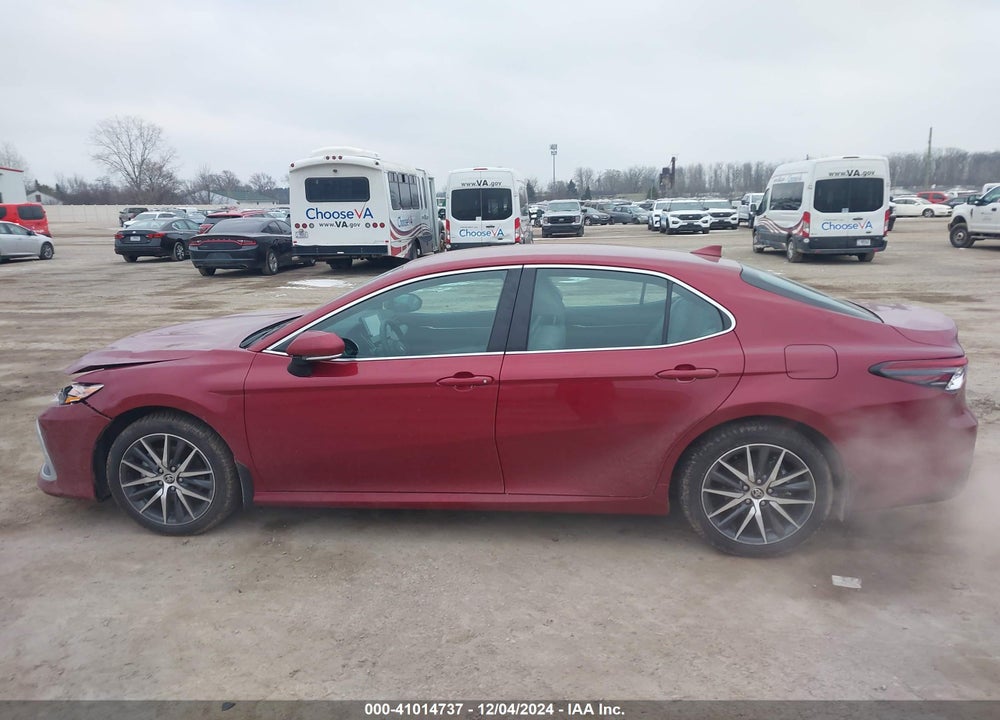 2022 TOYOTA CAMRY XLE HYBRID VIN: 4T1F31AK4NU588455