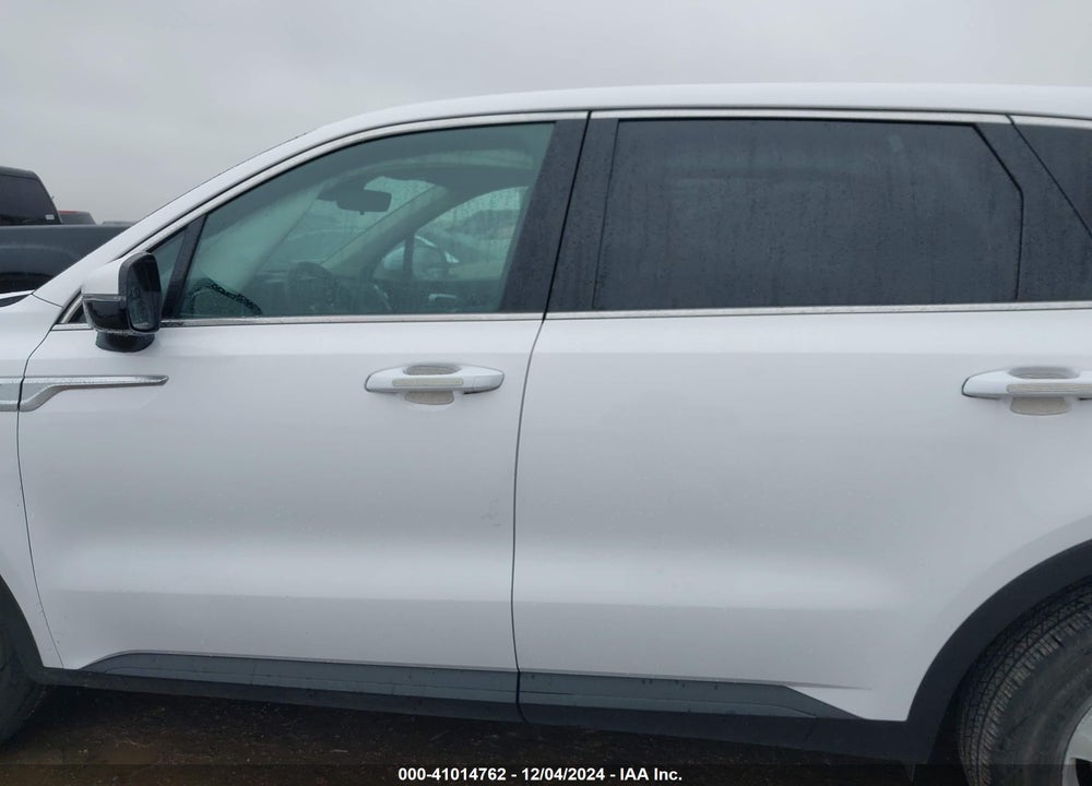 2023 KIA SORENTO LX VIN: 5XYRG4LC5PG166163