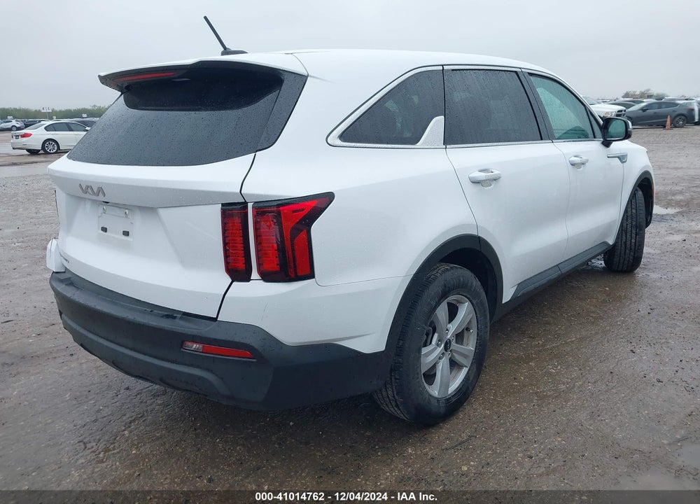 2023 KIA SORENTO LX VIN: 5XYRG4LC5PG166163