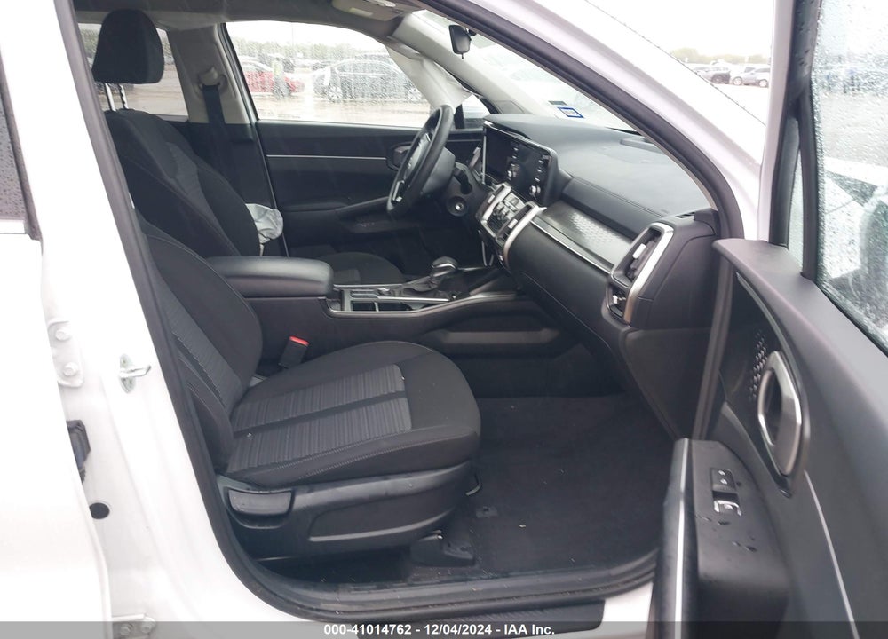 2023 KIA SORENTO LX VIN: 5XYRG4LC5PG166163