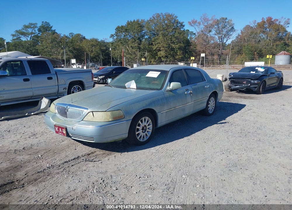 2006 LINCOLN TOWN CAR SIGNATURE VIN: 1LNHM81V36Y621416