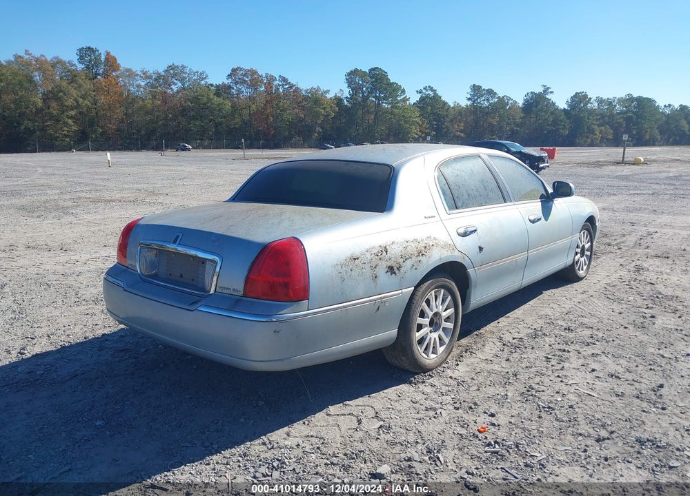 2006 LINCOLN TOWN CAR SIGNATURE VIN: 1LNHM81V36Y621416