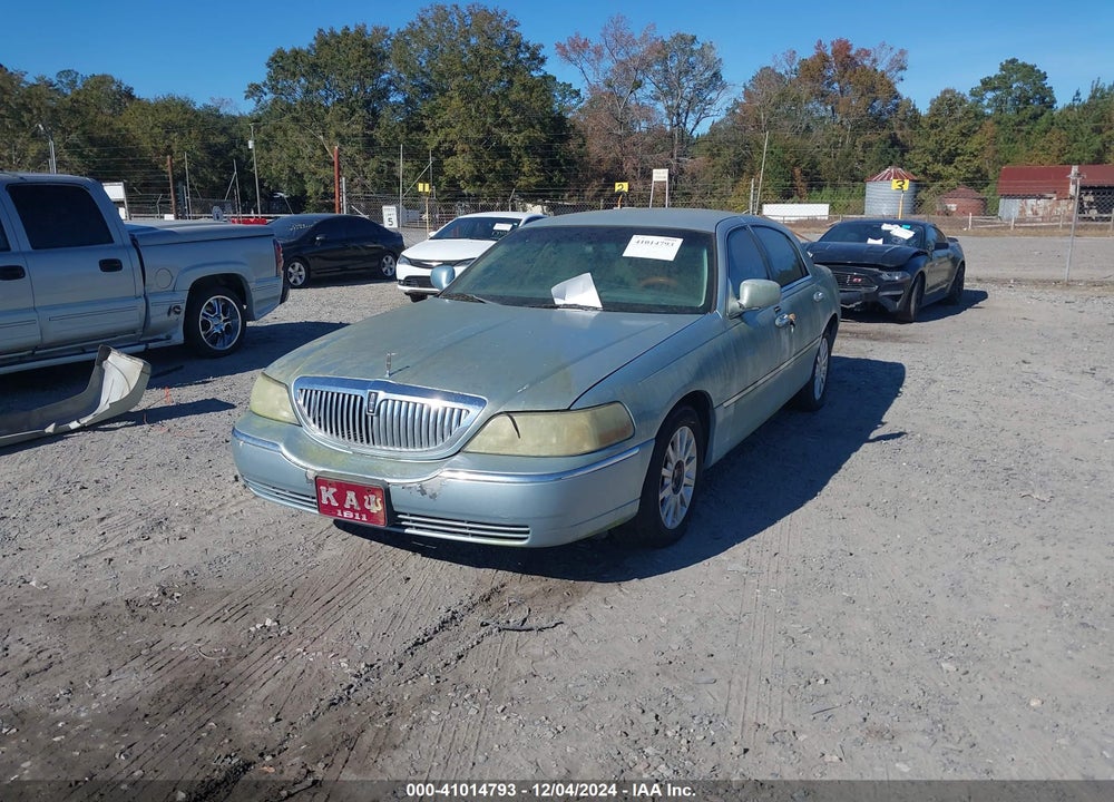 2006 LINCOLN TOWN CAR SIGNATURE VIN: 1LNHM81V36Y621416