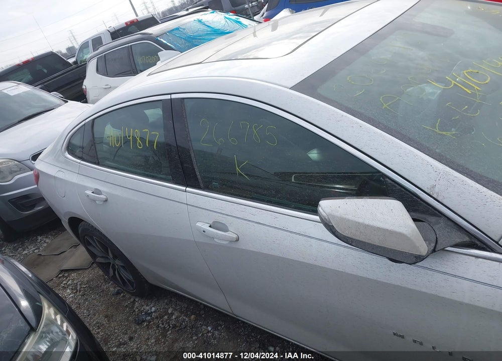2018 CHEVROLET MALIBU LT VIN: 1G1ZD5ST9JF266785