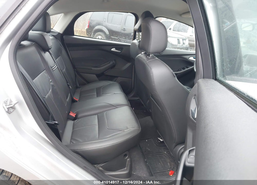2016 FORD FOCUS SE VIN: 1FADP3F22GL354706