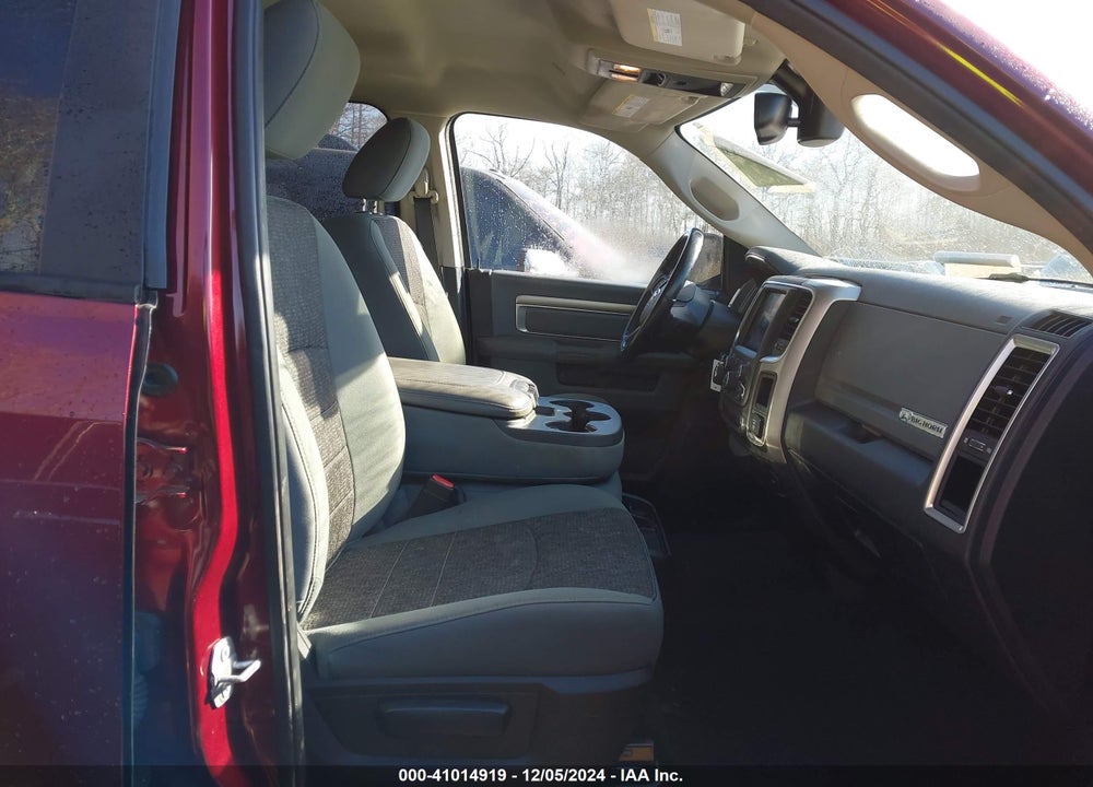 2019 RAM 1500 CLASSIC BIG HORN 4X4 5'7 BOX VIN: 1C6RR7LTXKS569125