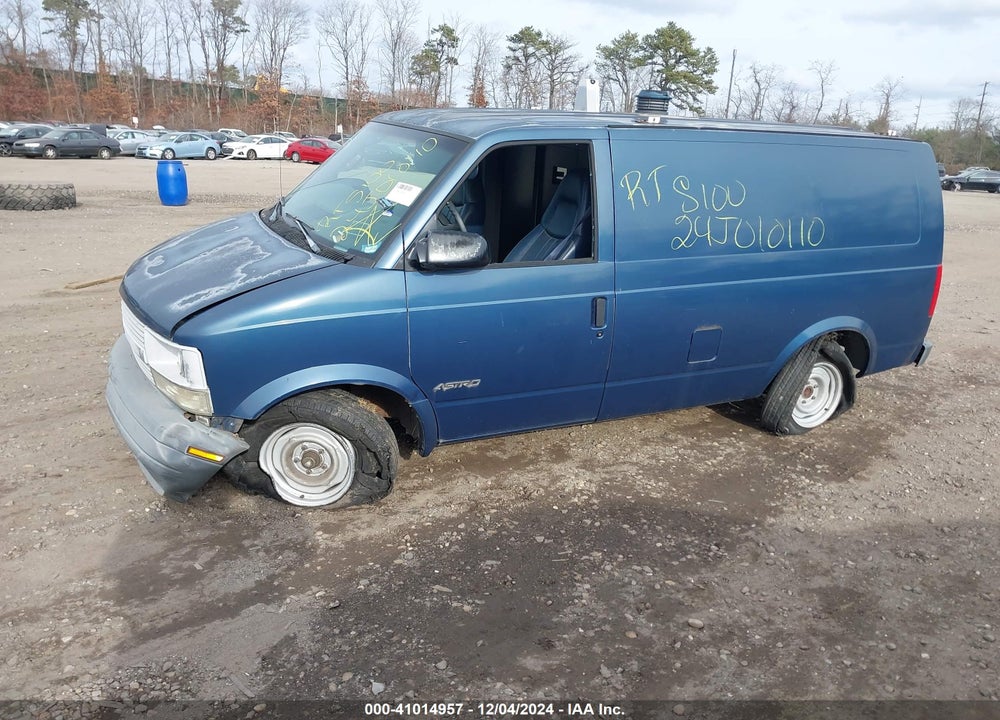 1999 CHEVROLET ASTRO VIN: 1GCDM19W4XB136567