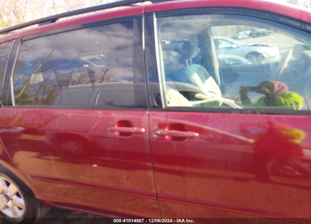 2007 TOYOTA SIENNA LE VIN: 5TDZK23C47S084558
