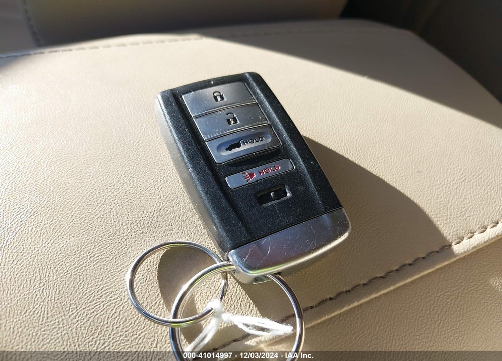 2019 ACURA RDX STANDARD VIN: 5J8TC2H32KL012667